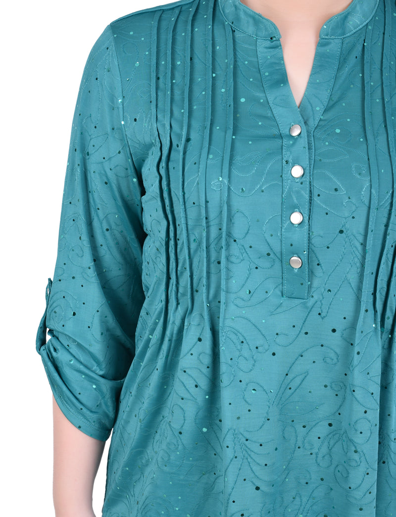 3/4 Sleeve Roll Tab Y Neck Top