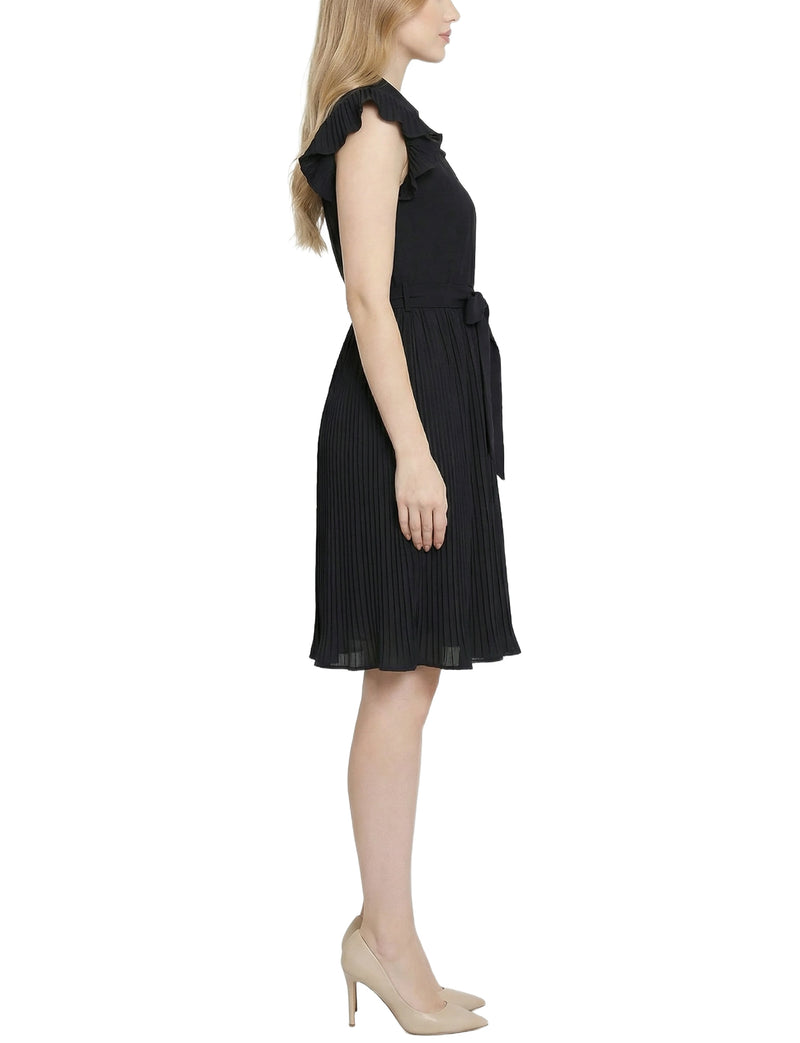 Petite Plissé Pleated Short Sleeve Dress White / 18P
