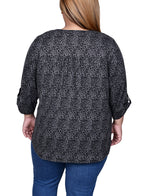 Plus Size 3/4 Roll Sleeve Top
