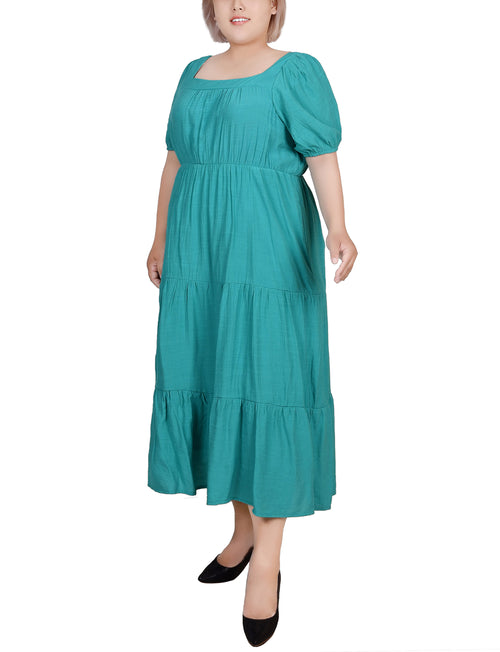 Plus Size Short Sleeve Tiered Midi Dress