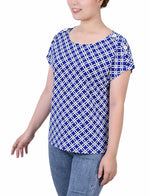 Short Extended Sleeve Top