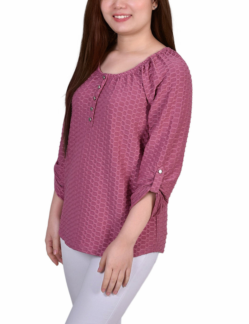 Petite 3/4 Sleeve Honeycomb Top