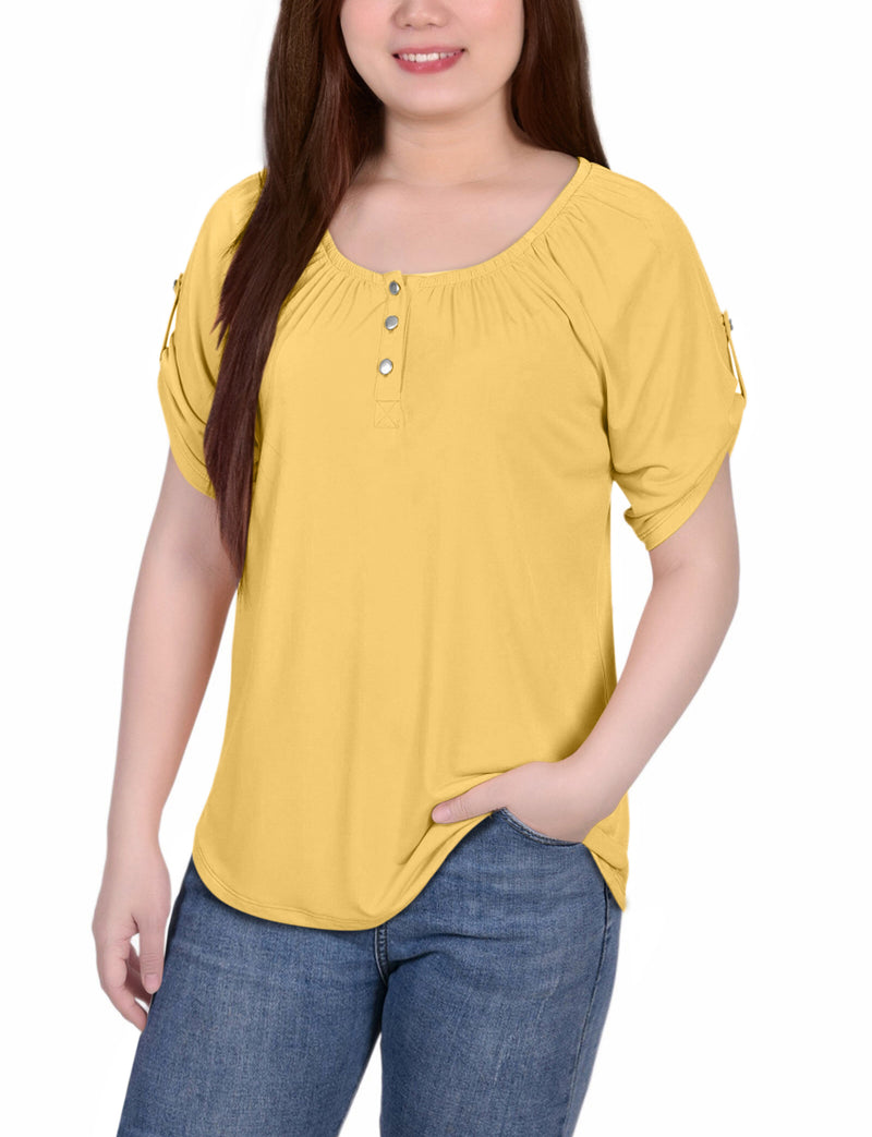 Petite Short Sleeve Round Neck Henley Top