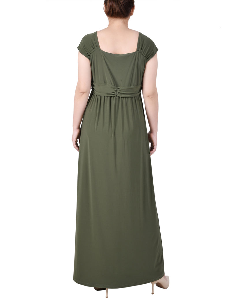 Petite Ruched Empire-Waist Maxi Dress NY COLLECTION Petite Ruched Empire-Waist Maxi Dress NY COLLECTION