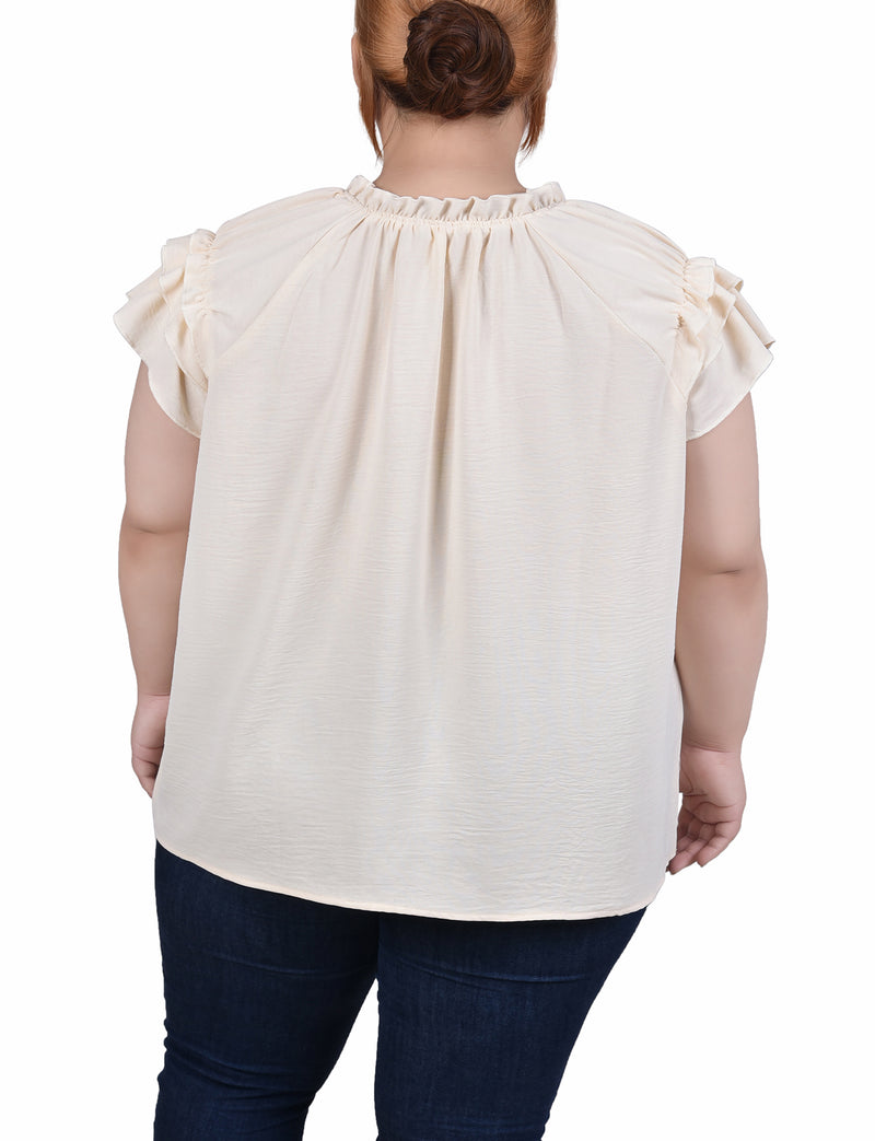 Plus Size Short Sleeve Ruffled Blouse