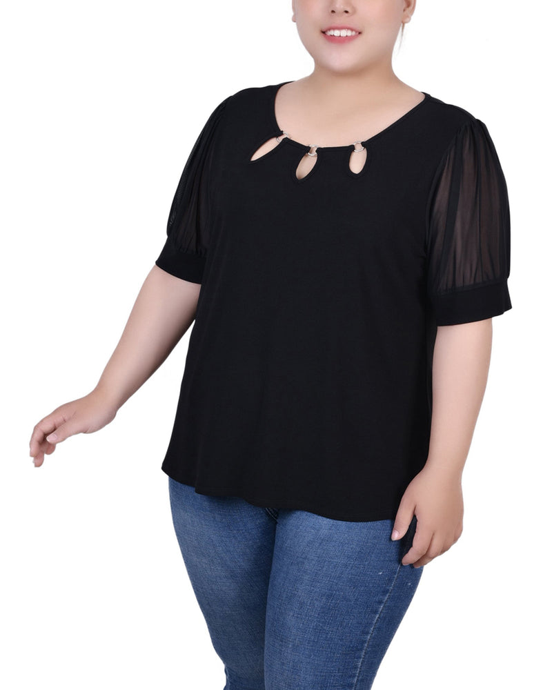 Plus Size Short Sleeve Three-Ring Top