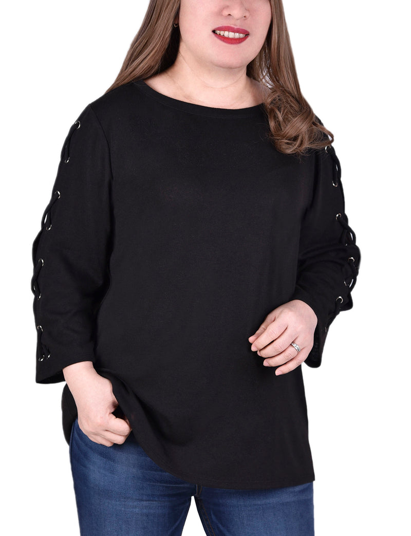 Plus Size Laced Sleeve Top