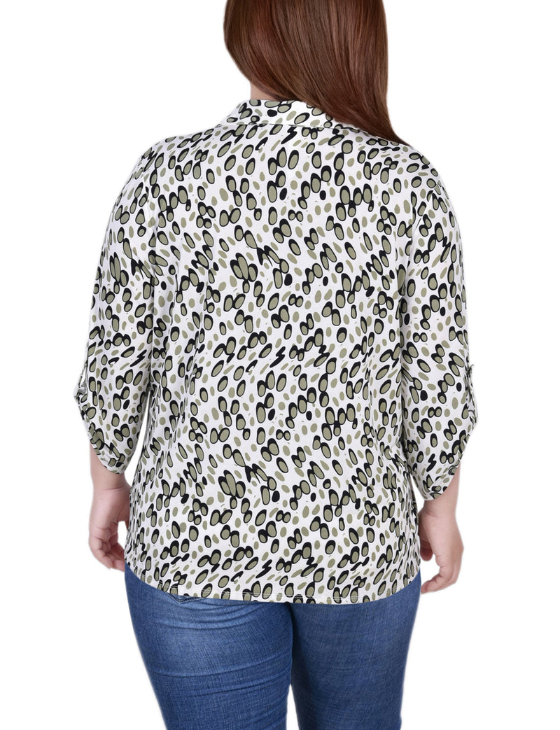 Plus Size 3/4 Roll Tab Sleeve Studded Y Neck Top