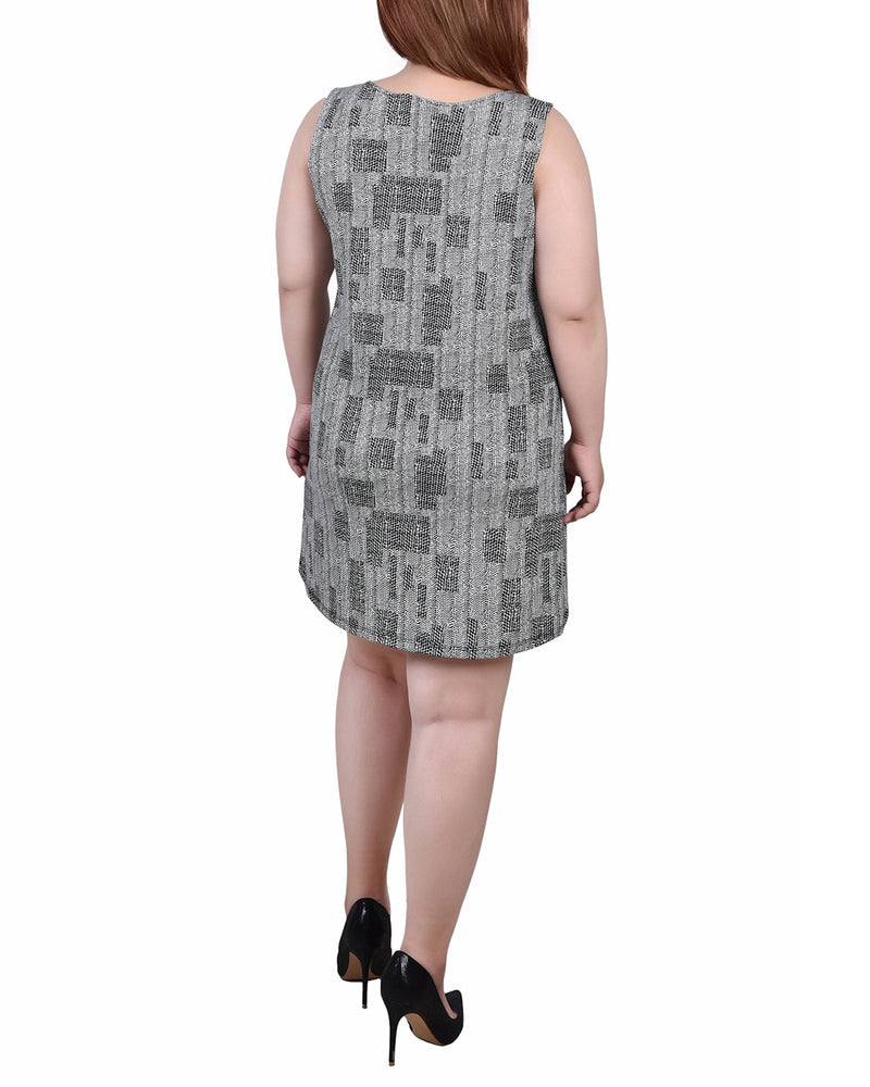 Plus Size Sleeveless Dress With 3 Rings