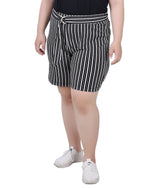 Plus Size Shorts With Ring And Belt