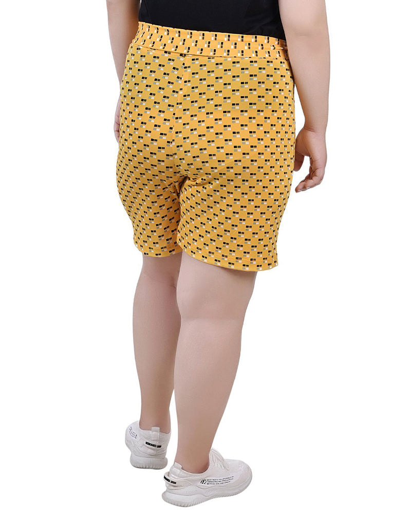 Plus Size Shorts With Ring And Belt