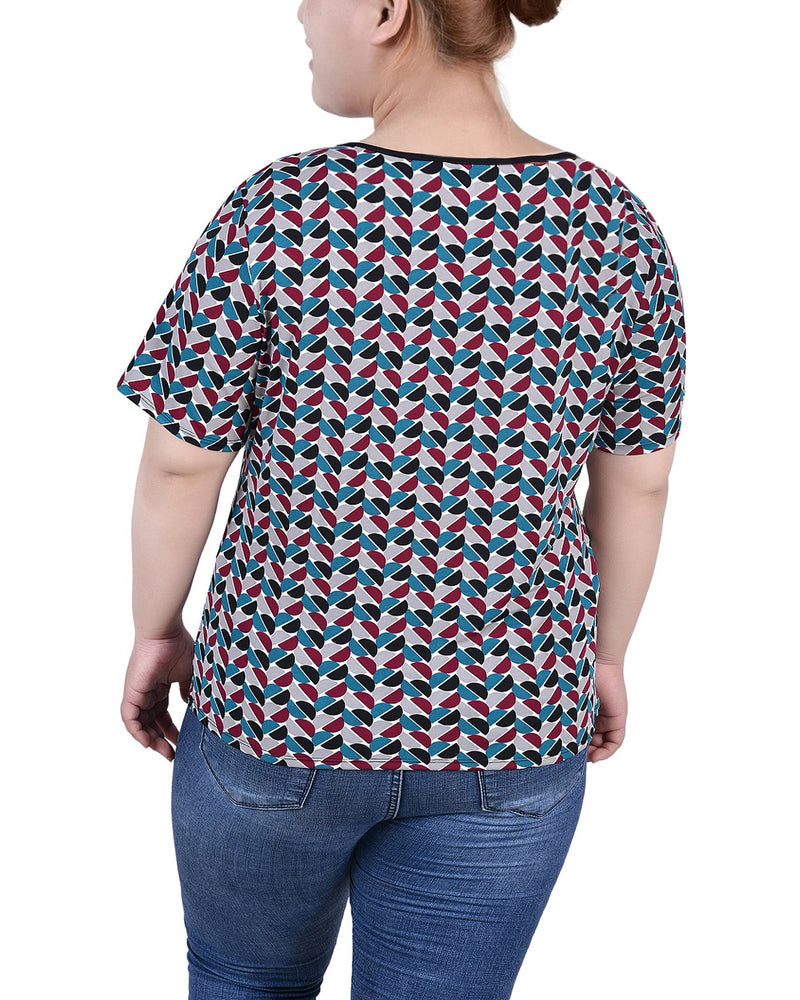 Plus Size Short Sleeve Top With Ring Details