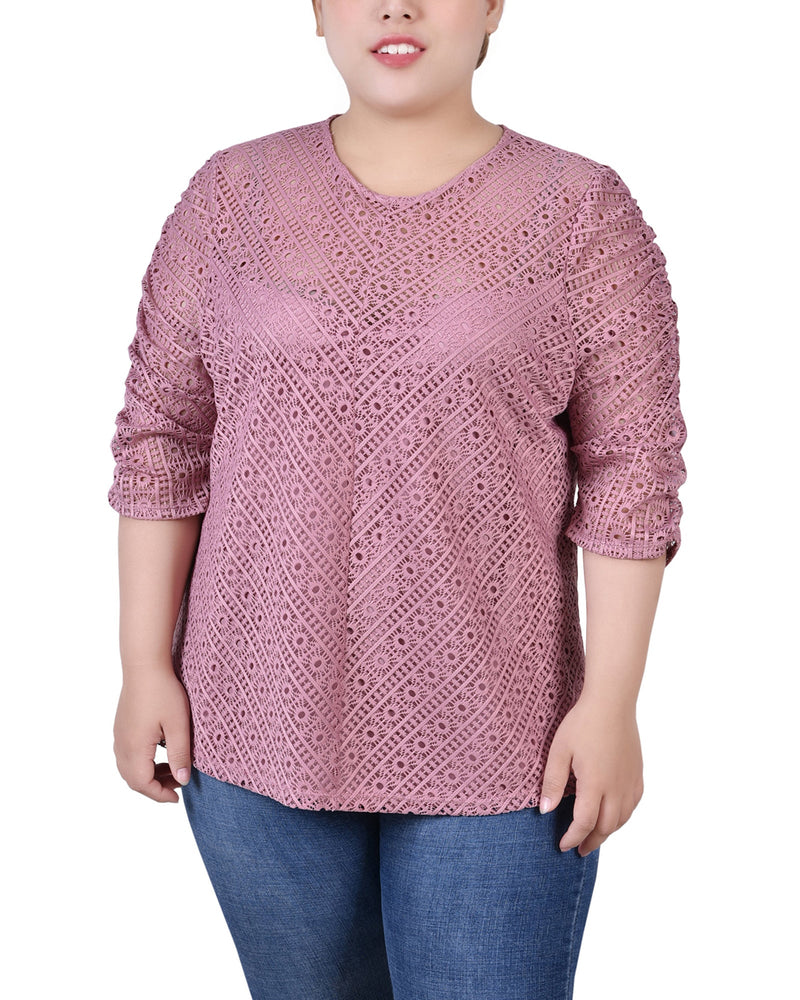 Plus Size Rouched Sleeve Lace Top